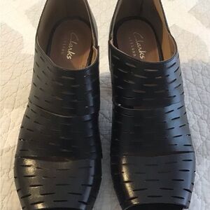 Clarks Artisan Black Leather Shoes